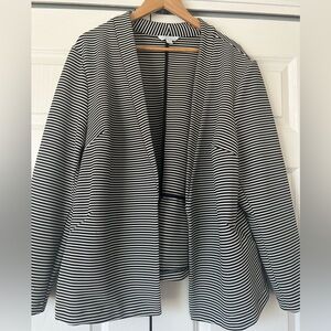 Boutique Striped Black and White Women's Jacket (size 2X)